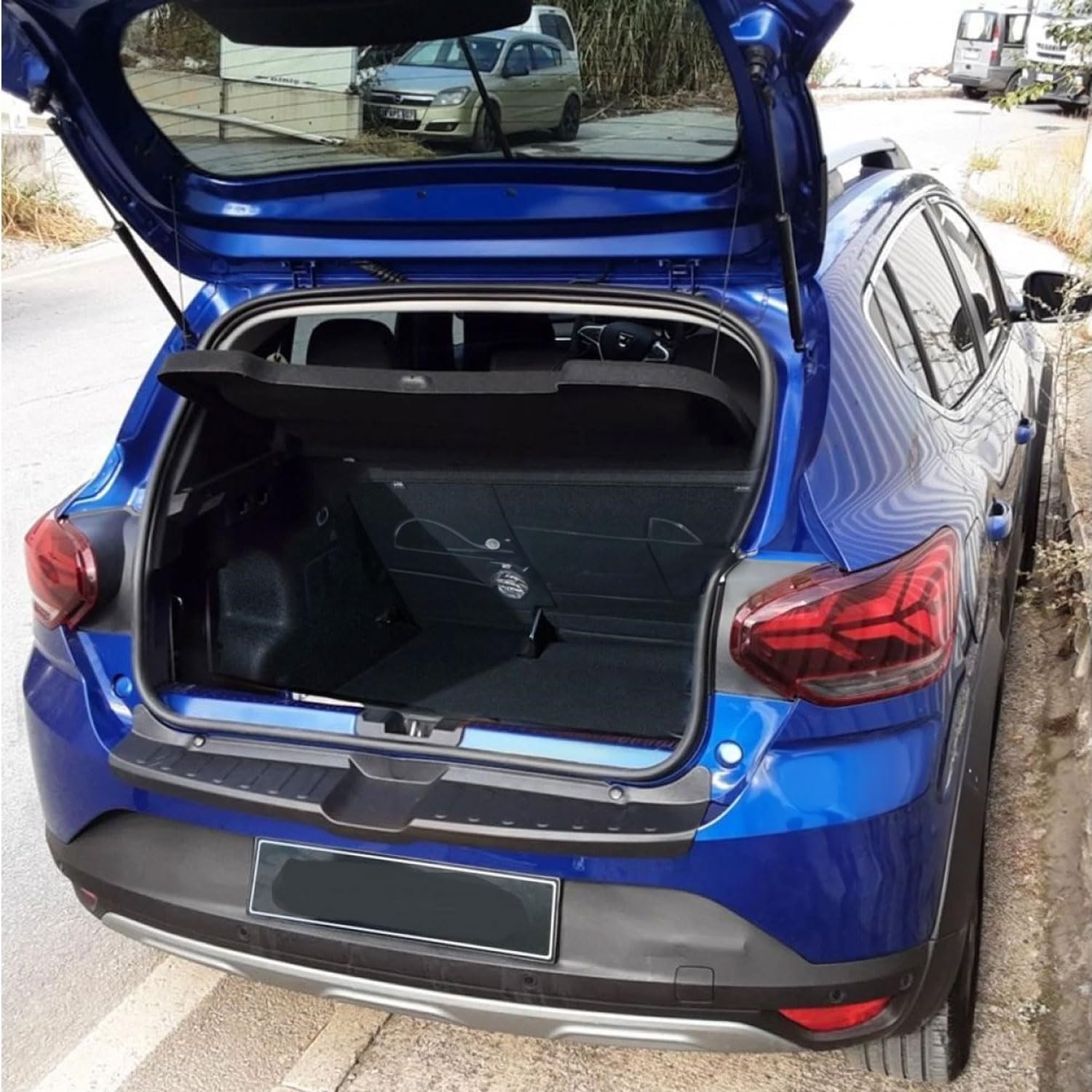 Rear Bumper Protector – Dacia Sandero MK3 & Stepway (2021+)